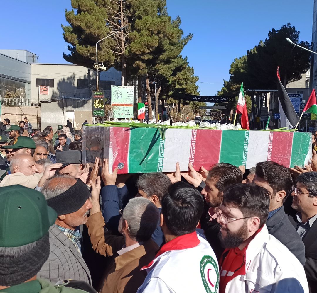 پیکر شهید گمنام در تربتحیدریه تشییع شد+ فیلم
