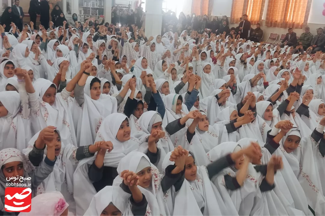جشن تکلیف ۴۵۰ دانش آموز میان‌جلگه برگزار شد