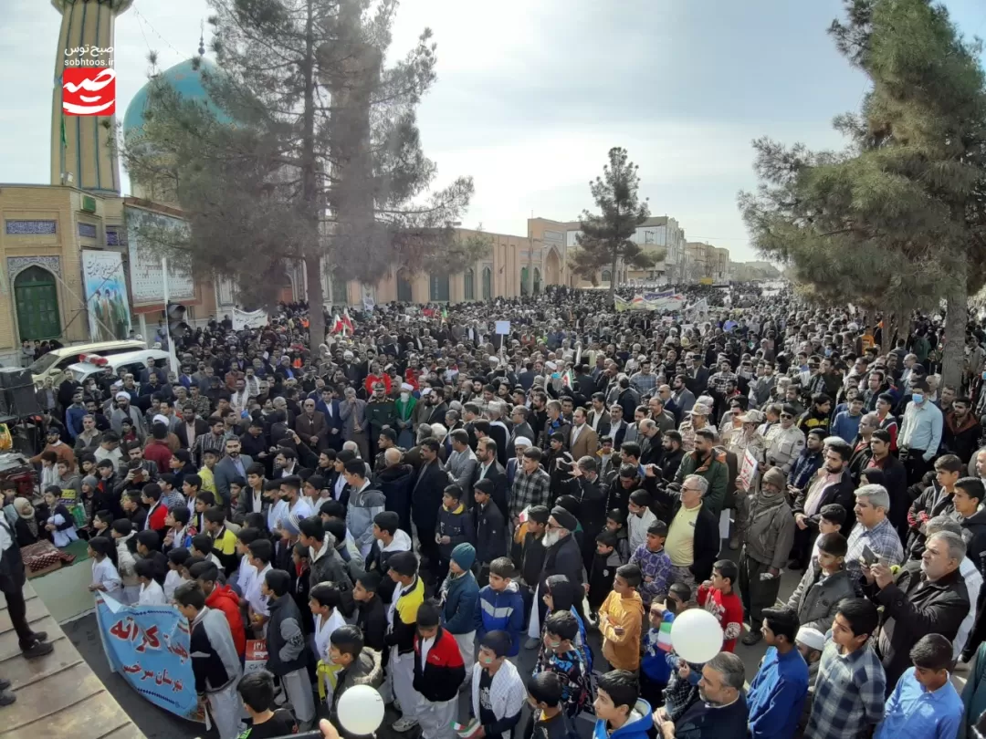 حضور حماسی مردم سرخس در راهپیمایی ۲۲ بهمن