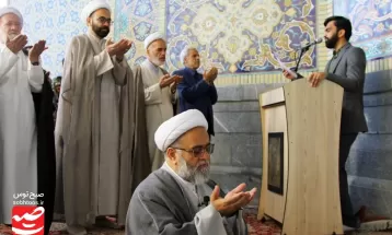 نماز عید فطر کاشمر در زیارتگاه شهید مدرس