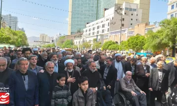 مراسم تشییع پیکر پدر شهیدان دهنوی در مشهد
