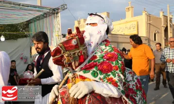 دومین جشنواره شیره‌پزی کاشمر برگزار شد