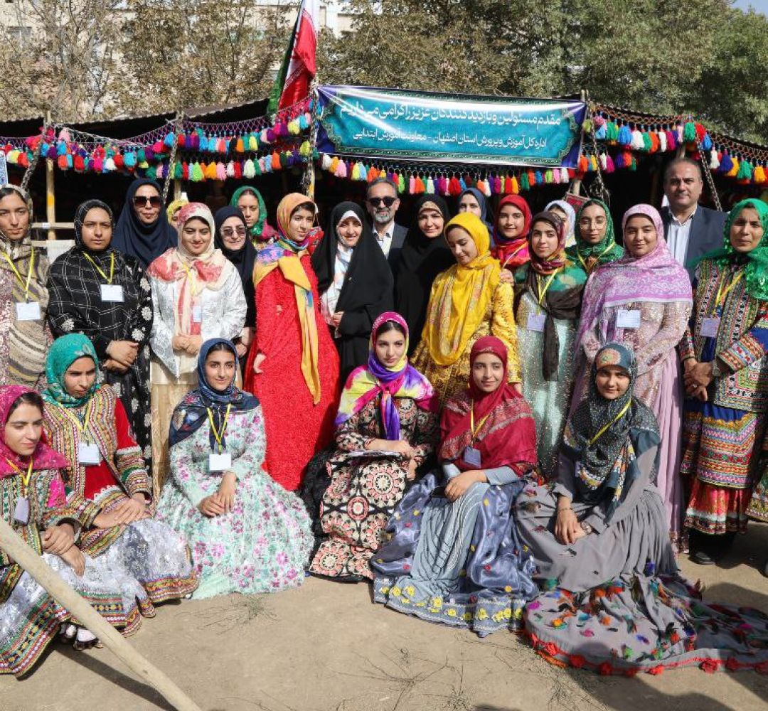 اردوی ملی دانش‌آموزان دختر عشایر کشور در مشهد