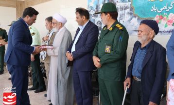 صبحگاه مشترک نیروهای نظامی و انتظامی در گناباد