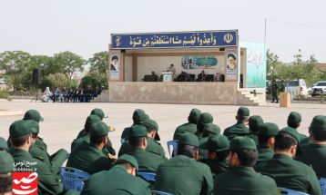 صبحگاه مشترک نیروهای نظامی و انتظامی در گناباد
