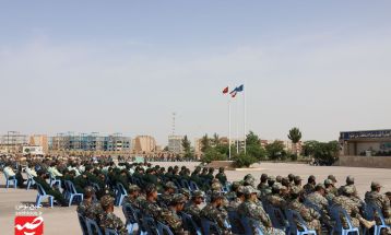 صبحگاه مشترک نیروهای نظامی و انتظامی در گناباد