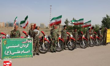 صبحگاه مشترک نیروهای نظامی و انتظامی در گناباد