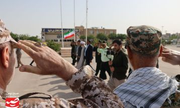 صبحگاه مشترک نیروهای نظامی و انتظامی در گناباد