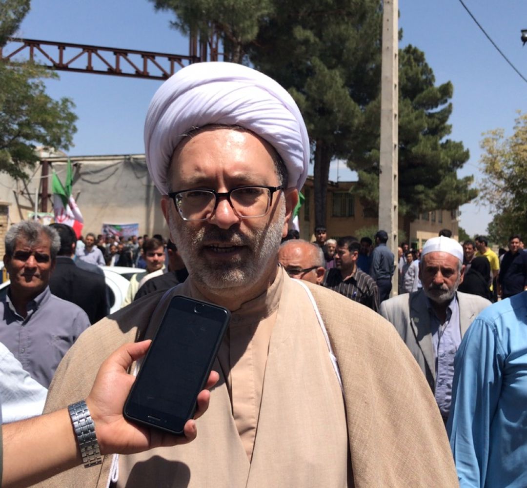 ملت ایران صلح تحمیلی را نمیپذیرند