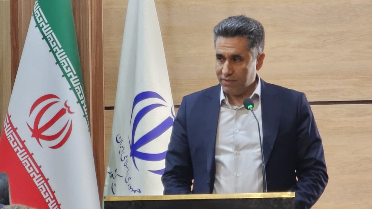 کاشمر ۷ هکتار گلخانه فعال دارد