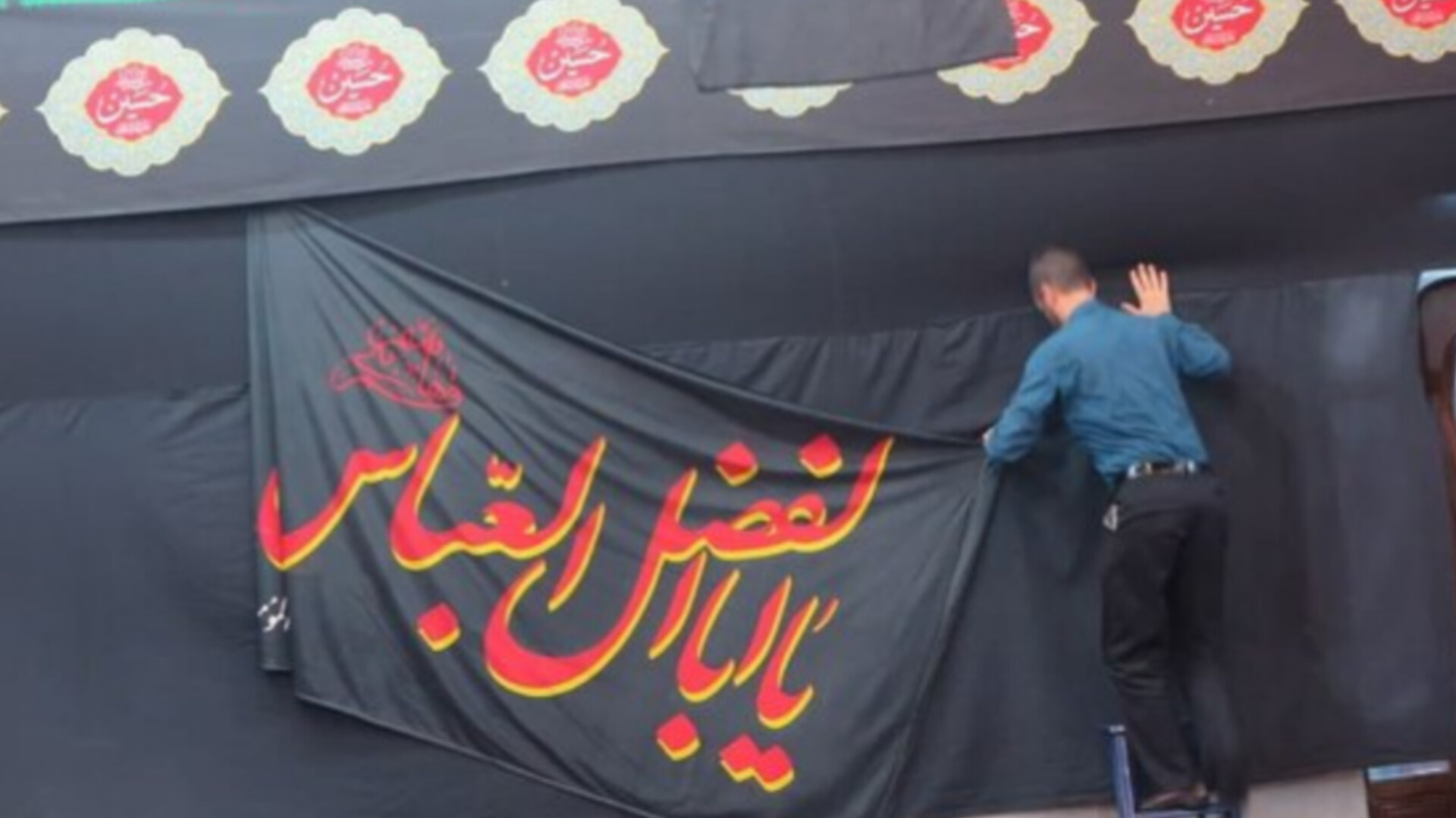فیروزه آماده محرم؛ نوجوانان و پیرغلامان هم‌قدم شدند