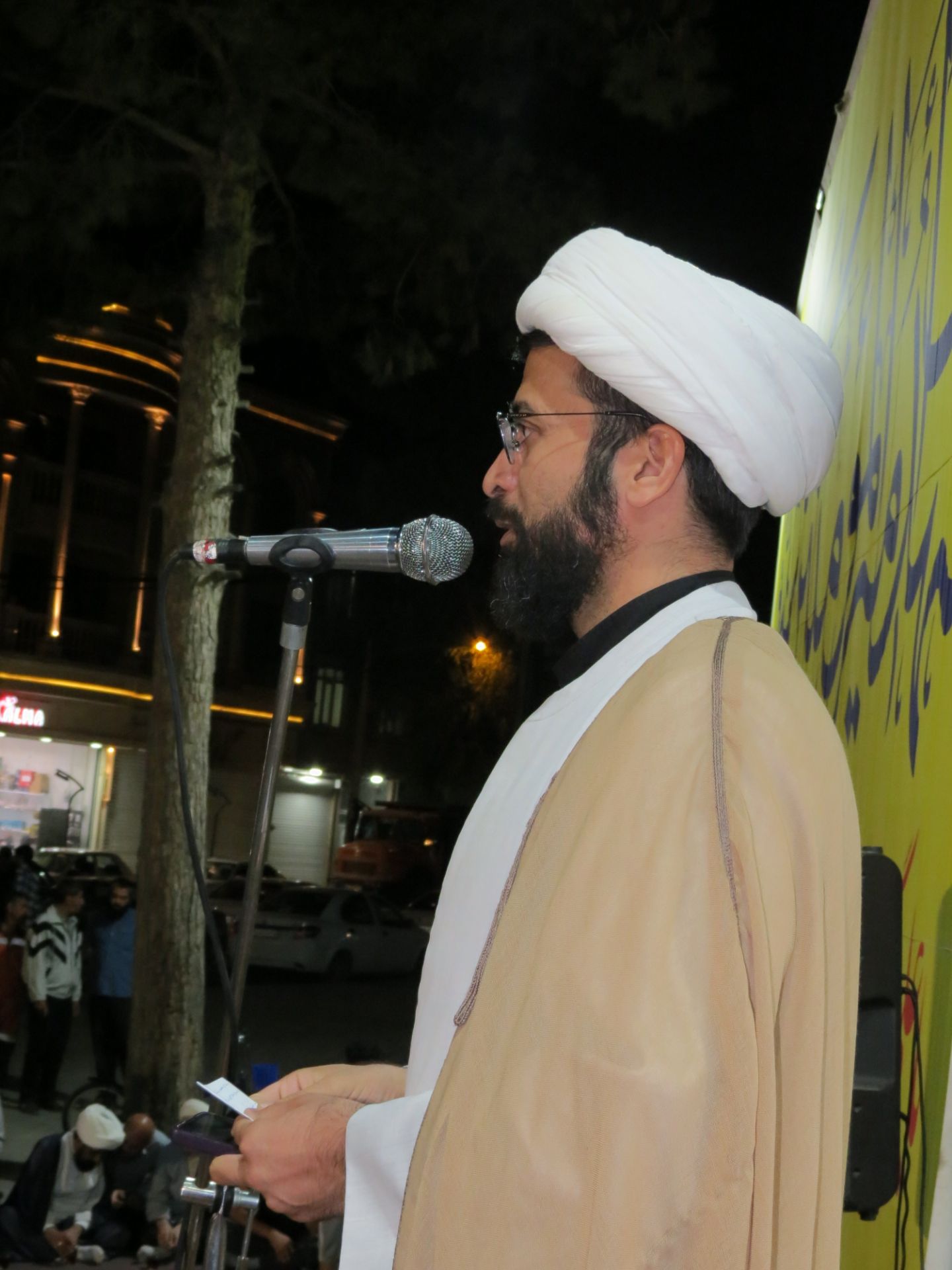 ایستادگی مردم، پشتوانه اقتدار نظامی و دیپلماسی است
