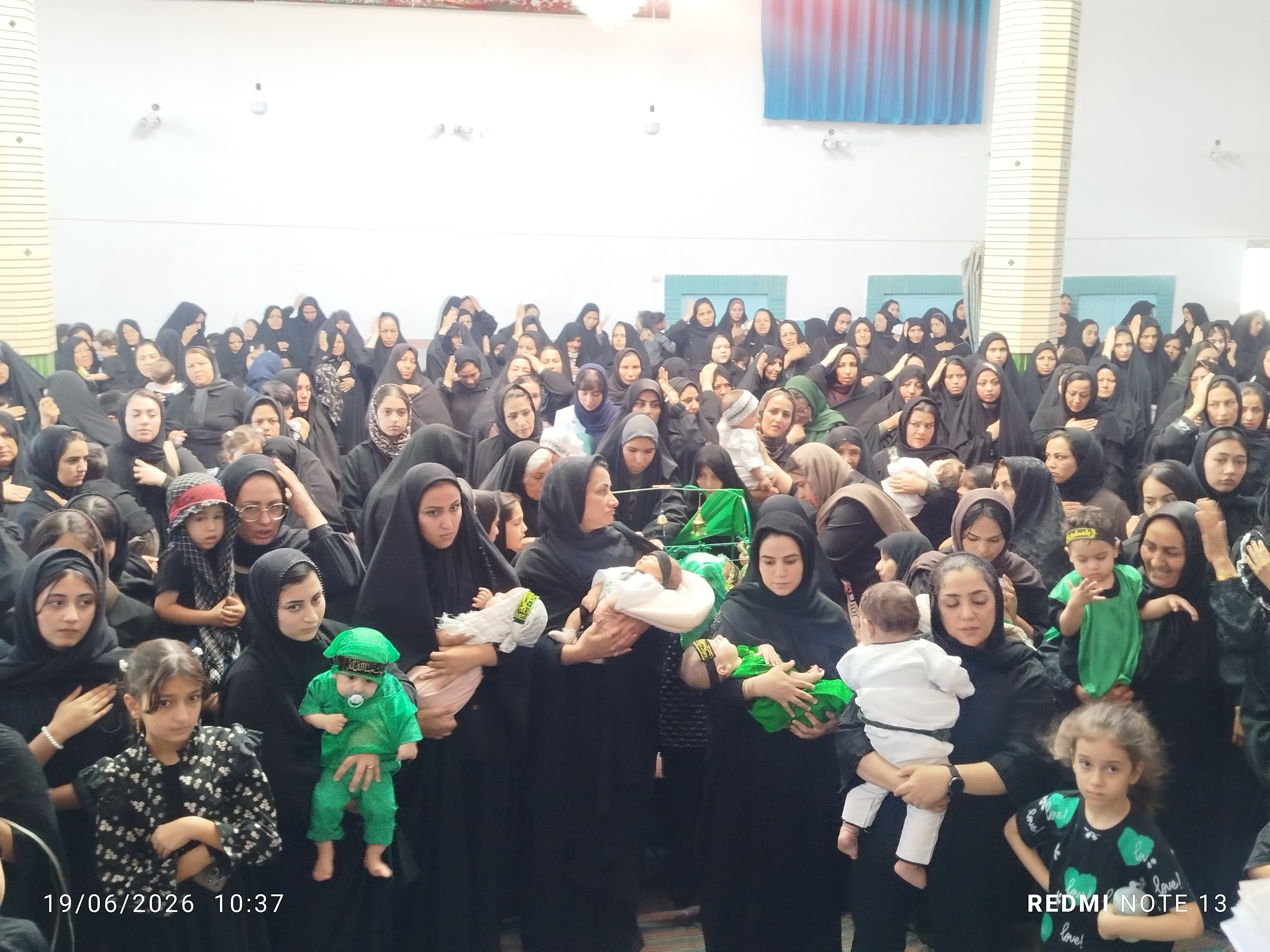 مراسم شیرخوارگان حسینی در دهستان رکن‌آباد برگزار شد