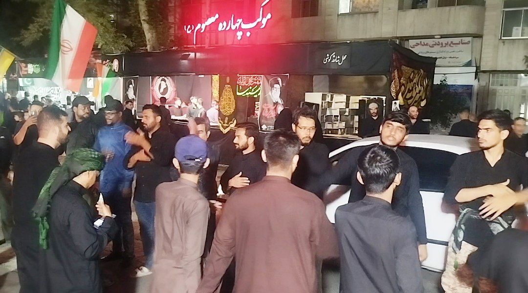 عزاداری مردم پاکستان و هندوستان در سوگ رهبر