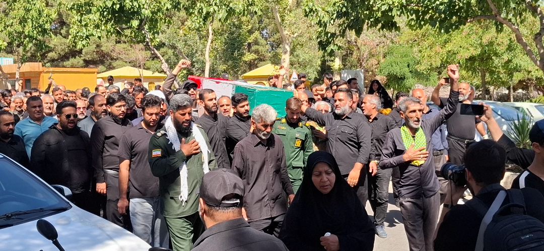 پیکر شهید مهدی هنرور به خاک سپرده شد