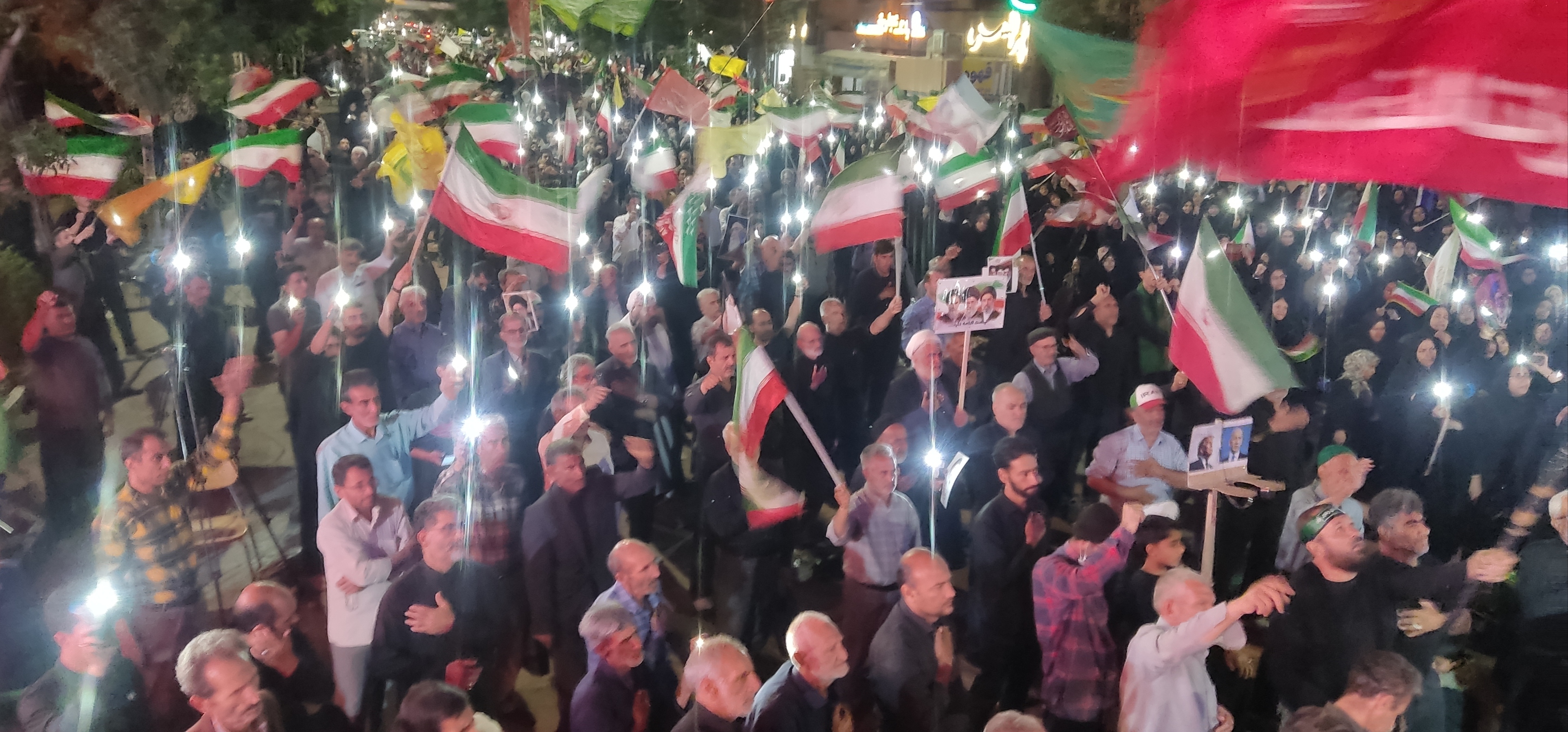 ۱۴۵شب پایمردی در میعادگاه خیابان امام خمینی نیشابور