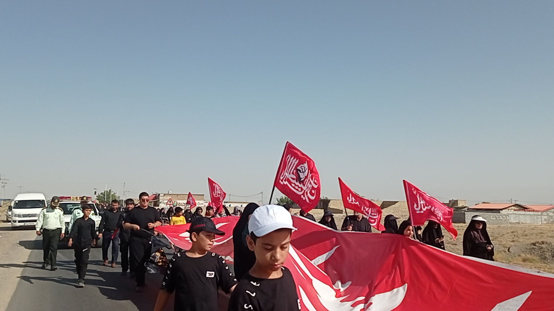 استقبال ۶۰۰۰ نفری پیاده روی جاماندگان اربعین چناران