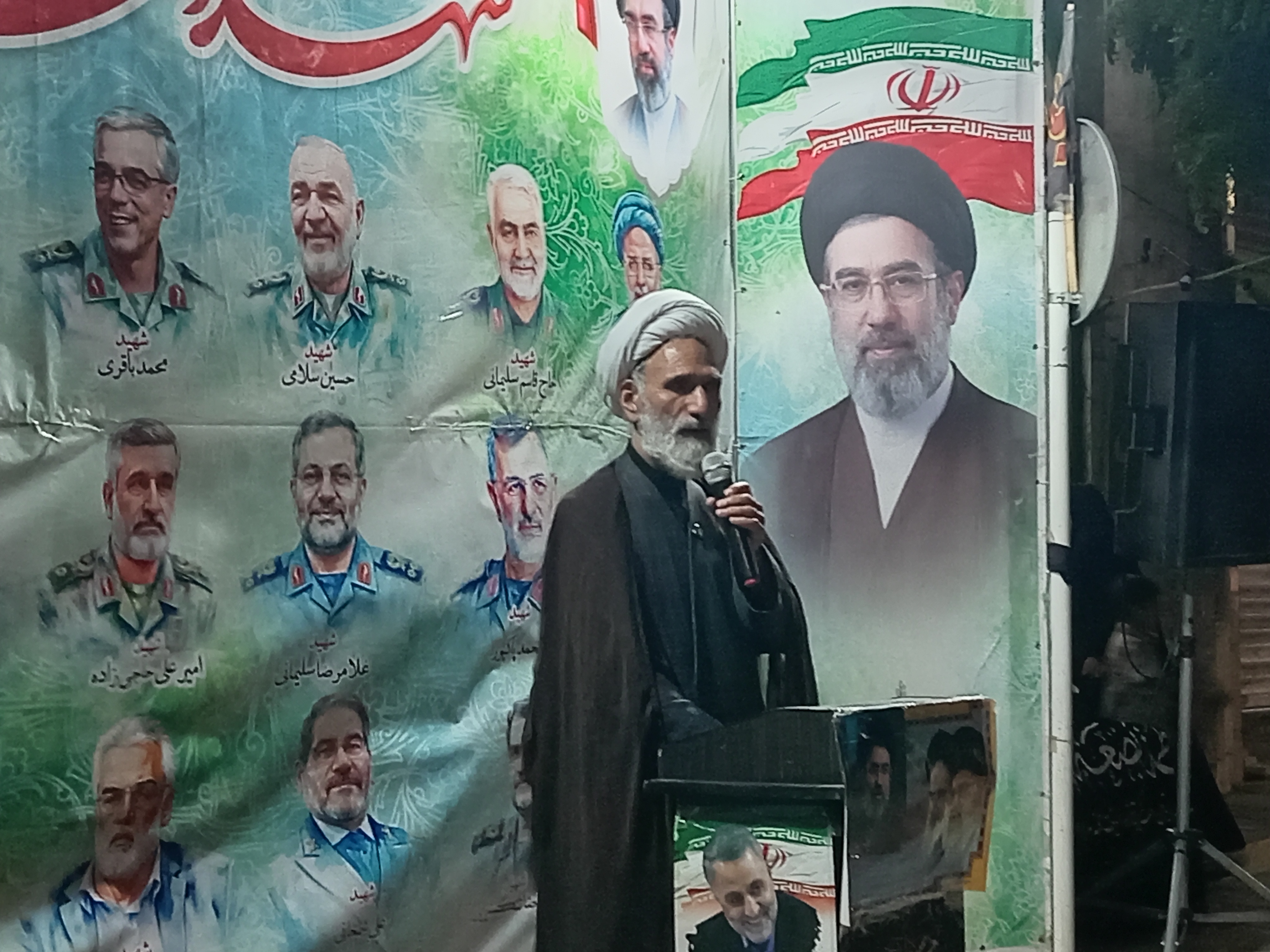 خون‌خواهی رهبر شهید، حق مسلم ملت ایران است