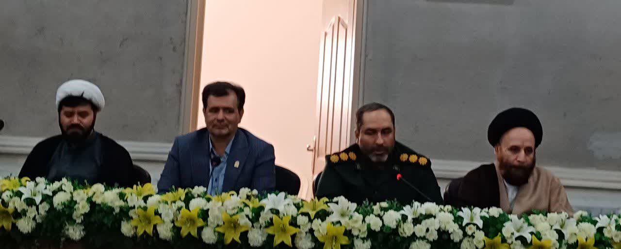 آینده انقلاب در گرو تربیت نسل مؤمن است