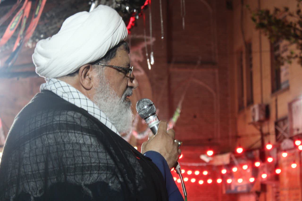 تا تحقق اهداف انقلاب ملت در میدان است
