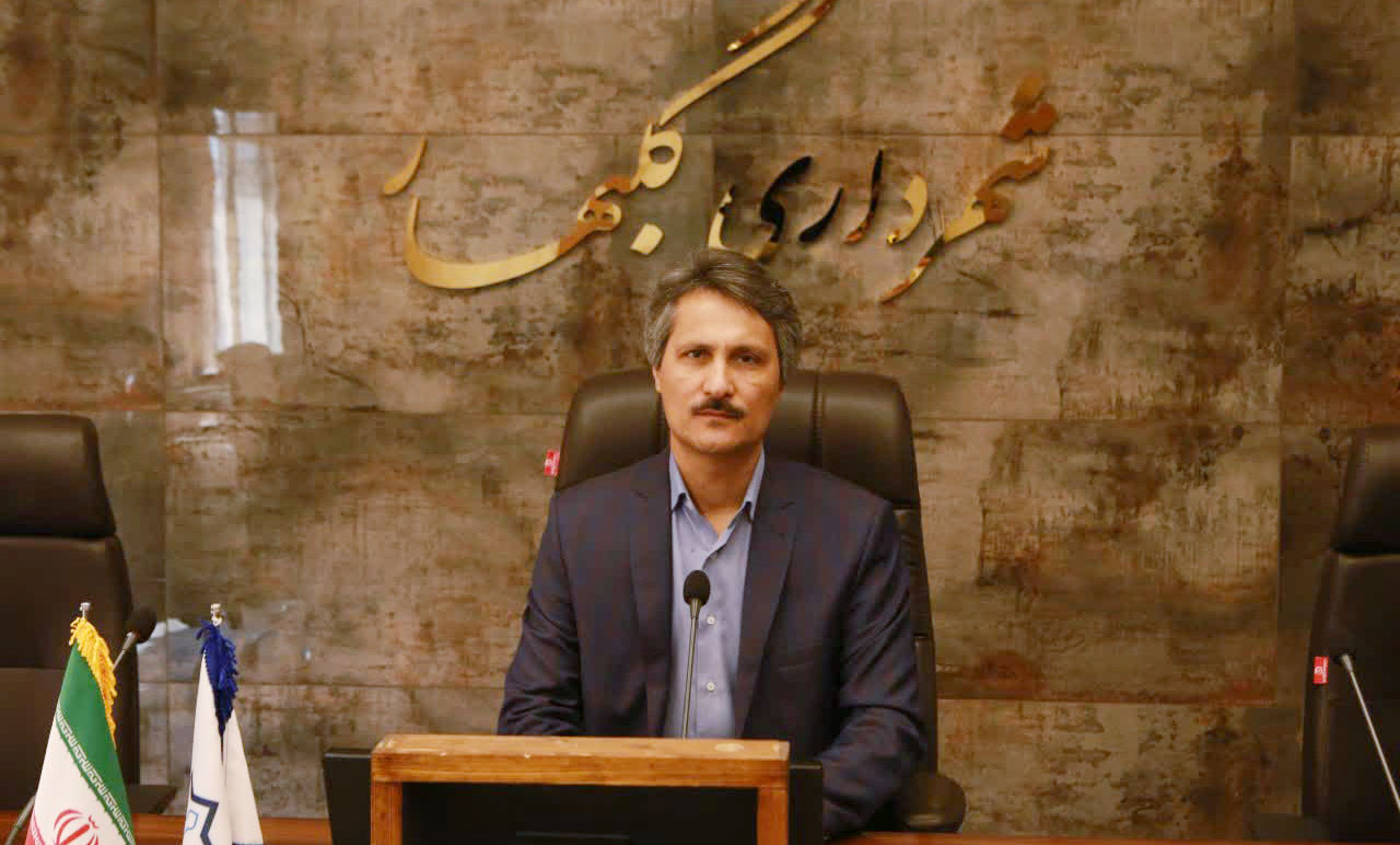 پاکسازی دیوارنویسی‌های غیر مجاز شهر گلبهار آغاز شد