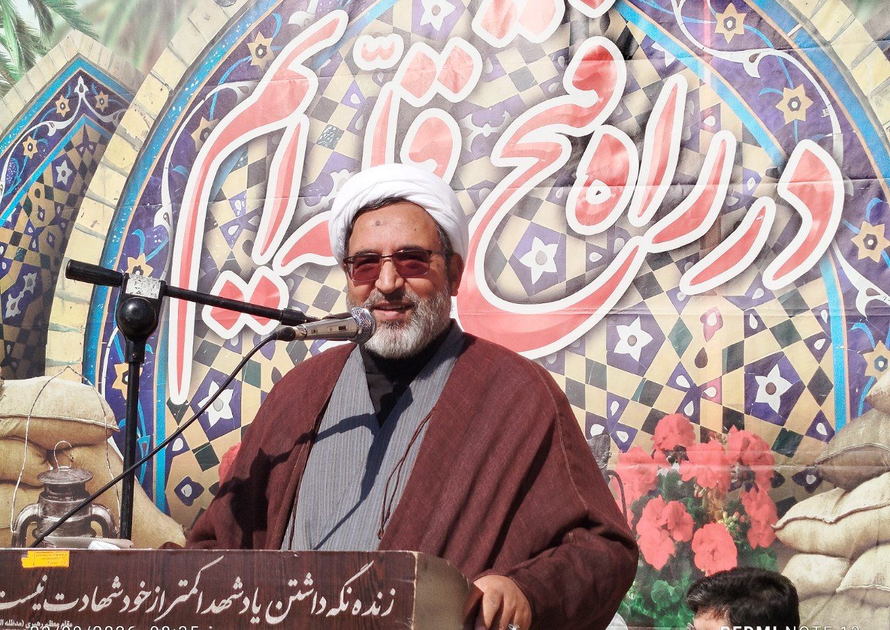 مکتب، ملت و رهبر رمز ماندگاری انقلاب اسلامی