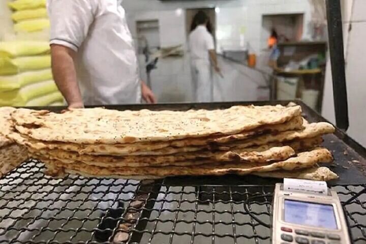 قیمت نان سنگک ۷۰ درصد افزایش داشته است