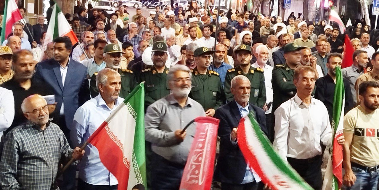 رهبری، اتحاد وحضور در صحنه، ضامن پیروزی مردم