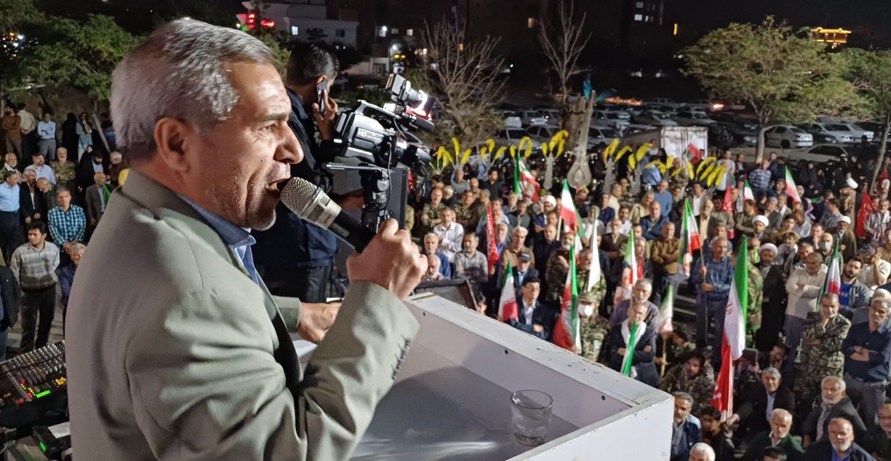 دشمن از وحدت ملت ایران هراس دارد