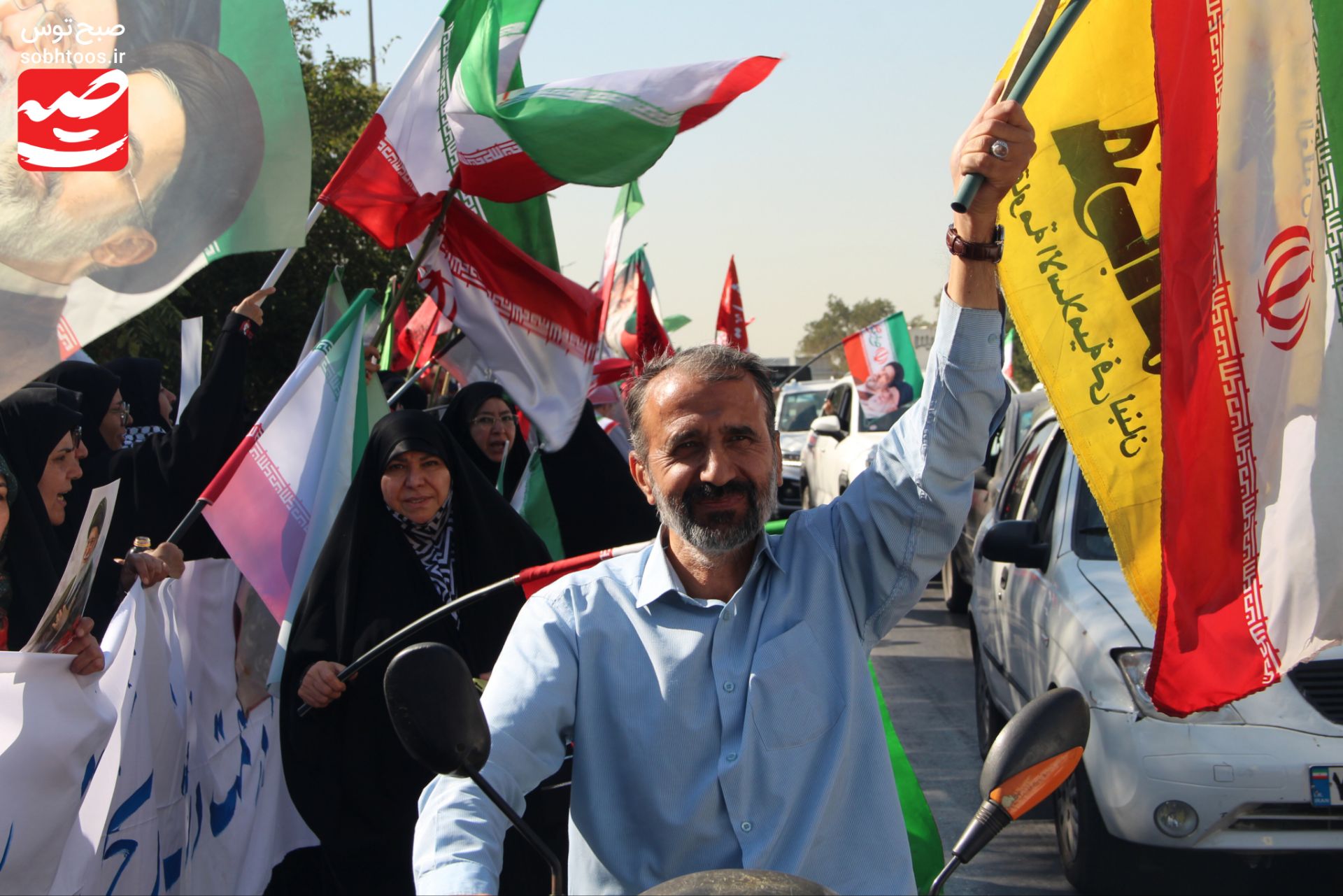 تایم‌لپس؛ زنجیره انسانی دانشگاه فردوسی مشهد