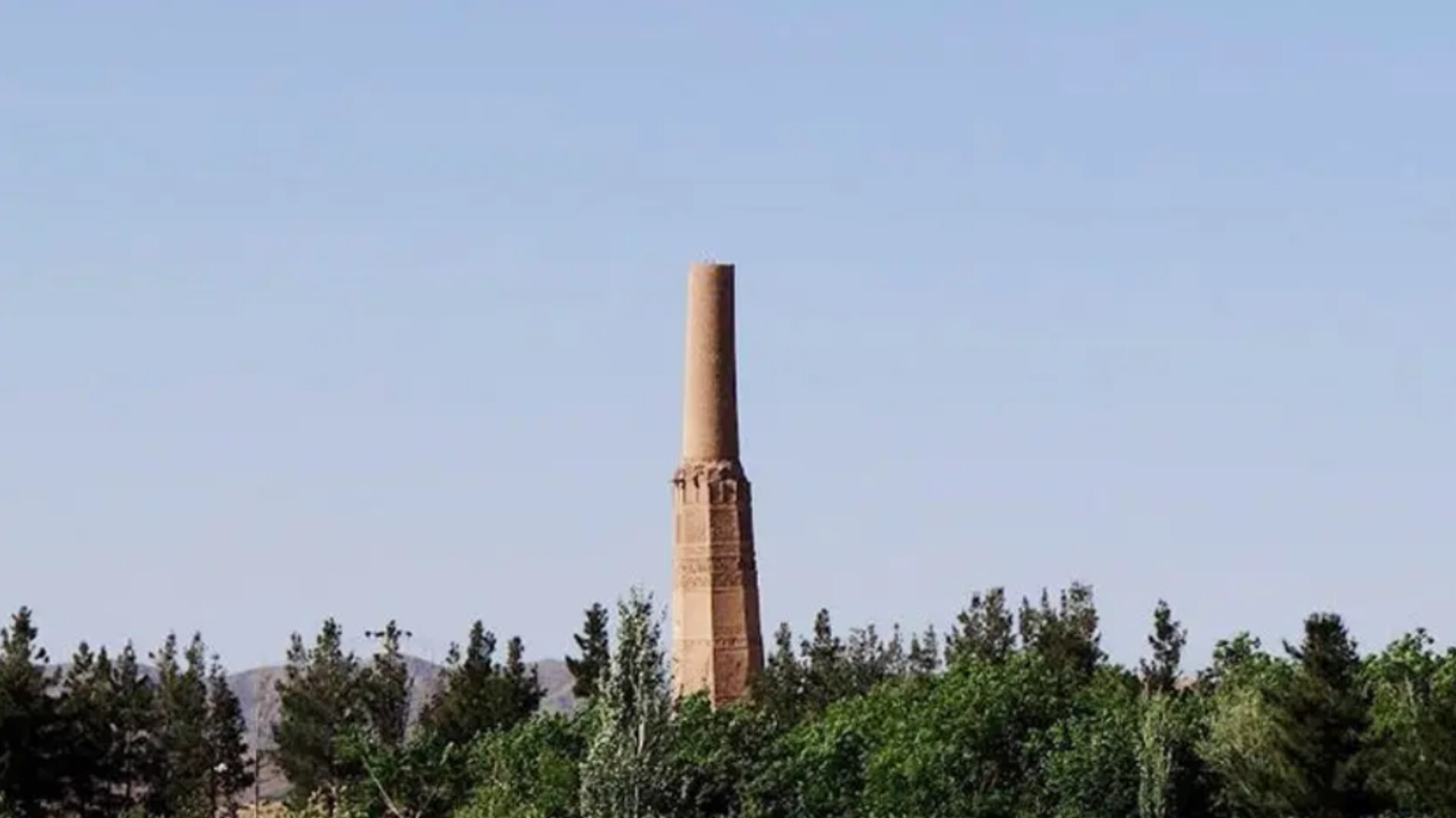 میل کرات؛ بنای تاریخی تایباد، قدیمی‌تر از آمریکا