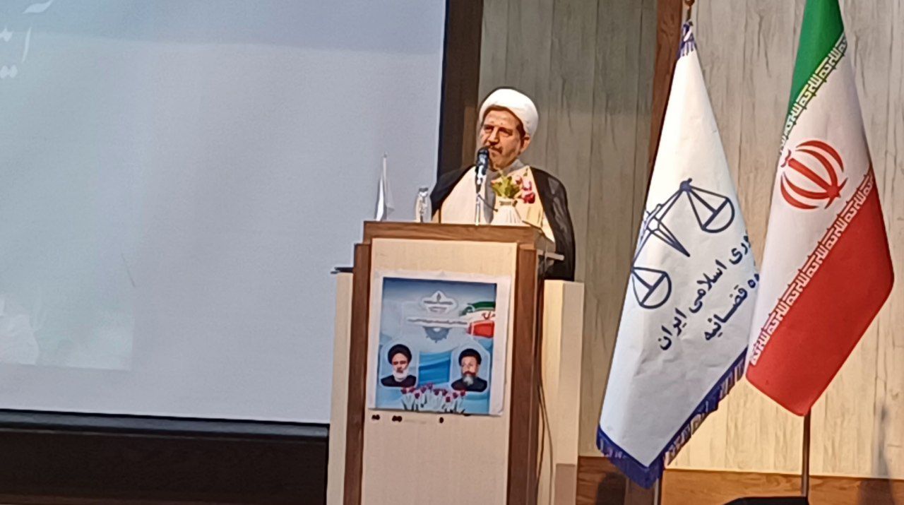 مبارزه با فساد برای افزایش سرمایه اجتماعی نظام