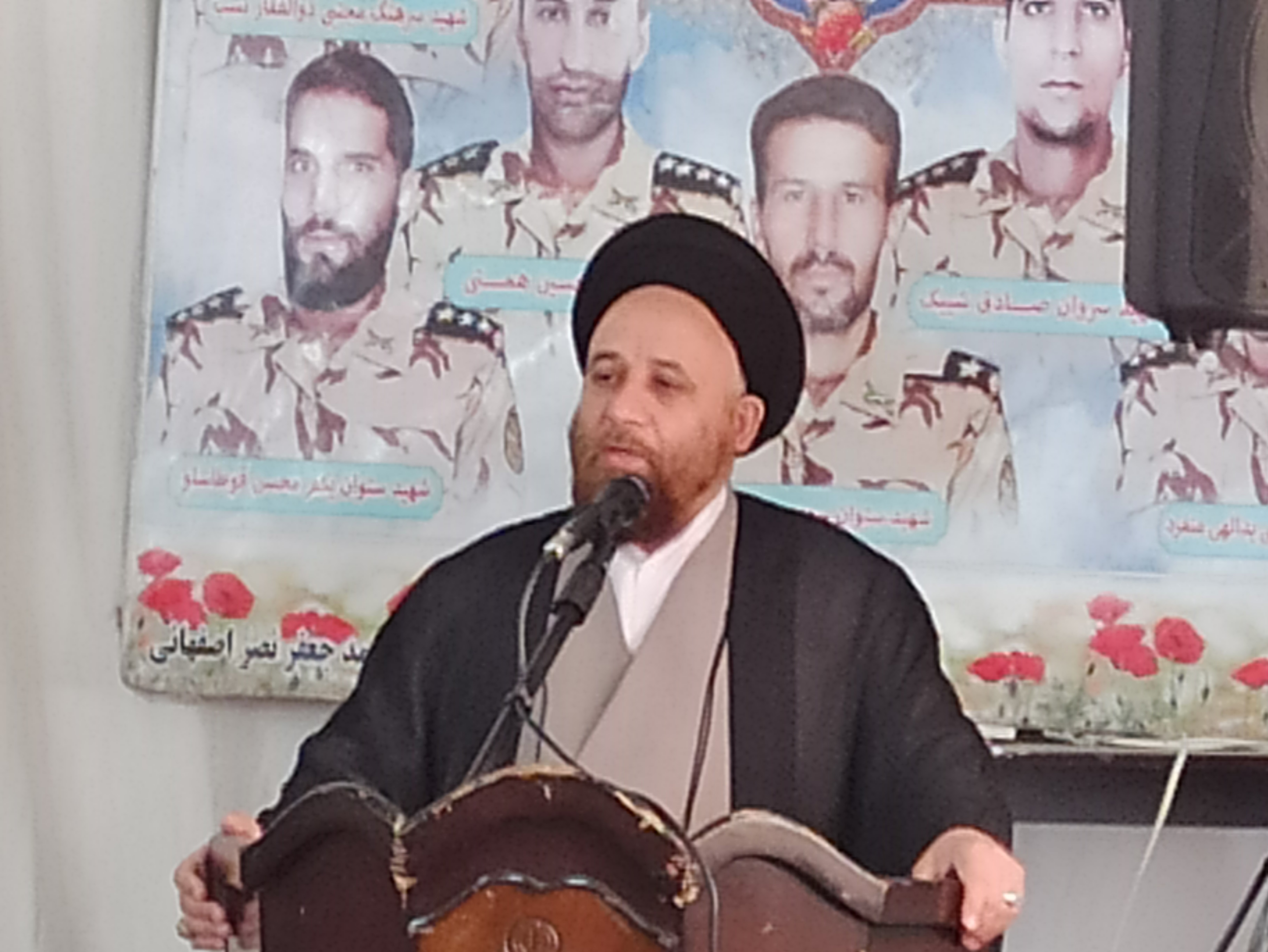 امروز دشمن در جنگ ترکیبی و رسانه‌ای اذهان جوانان این کشور را هدف قرار داده‌است/اسب تروا و رسانه ای دشمن باید مهار شود