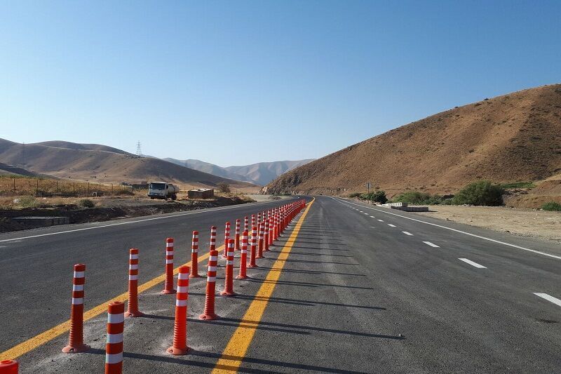 آغاز عملیات اجرایی ترمیم و روکش آسفالت 28 کیلومتر از راههای اصلی شهرستان تربت حیدریه
