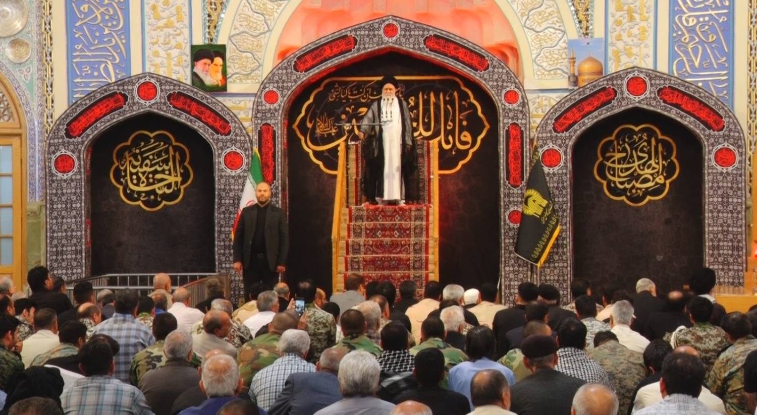 تاکید امام جمعه مشهد بر رفع مشکلات معیشتی مردم