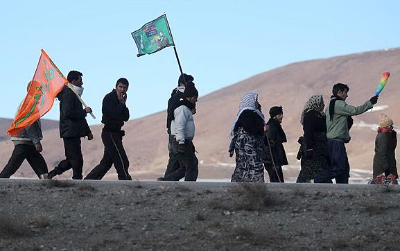 اعزام ۲۶۰۰ نفر در قالب کاروان پیاده به مشهد مقدس