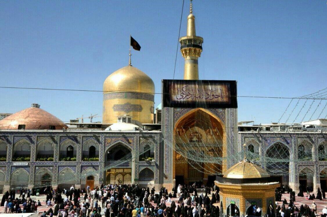 پنج میلیون و ۸۵۰ هزار زائر طی دهه پایانی صفر به مشهد وارد شدند