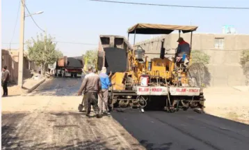 آسفالت ۱۱ هزار متر مربعی معابر سعادت‌آباد رشتخوار