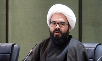 ساده‌زیستی و صداقت مدرس باید الگوی مجلس باشد