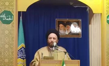 حضور مردم در عرصه‌های انقلاب ضروری است