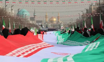 آغاز جشن باشکوه ۴۵ سالگی انقلاب در مشهد