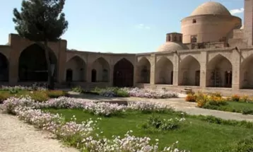 بازدید ۱۴۵ هزار مسافر از پایتخت ابریشم ایران