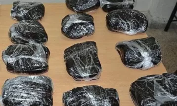 کشف بیش از ۸ کیلو تریاک در خلیل‌آباد