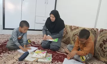 روایتی از معلمی که برای علاقه‌اش زمان نمی‌شناسد