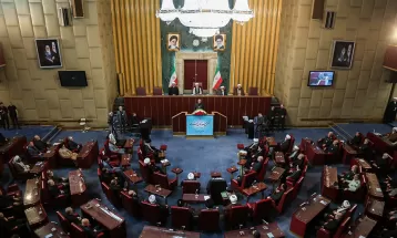 موحدی کرمانی رئیس مجلس خبرگان شد