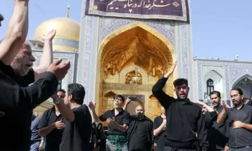 عزای حسینی در حرم رضوی