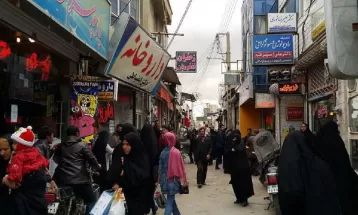 «کج‌سلیقه‌گی» بساطی‌های شیرچهارسوق تربت‌حیدریه را جمع کرد