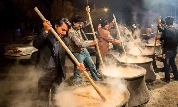 اطعام بیش از ۱۰هزار عزادار حسینی در خلیل‌آباد