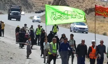 زائران پیاده امام مهربانی‌ها بر سَر قرار هشتم