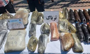 کشف 664 بسته مواد مخدر از معده 9 قاچاقچی